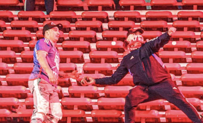 Violencia entre Independiente y. U. de Chile